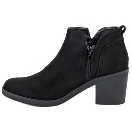 Ideal Shoes High-heeled boots black 1