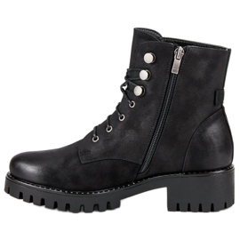 Filippo Rock workers with insulation black 1