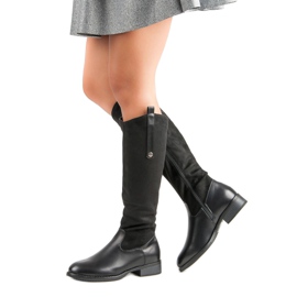 Classic black boots 2