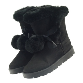Black Emusy Mukluki with a pompom 3