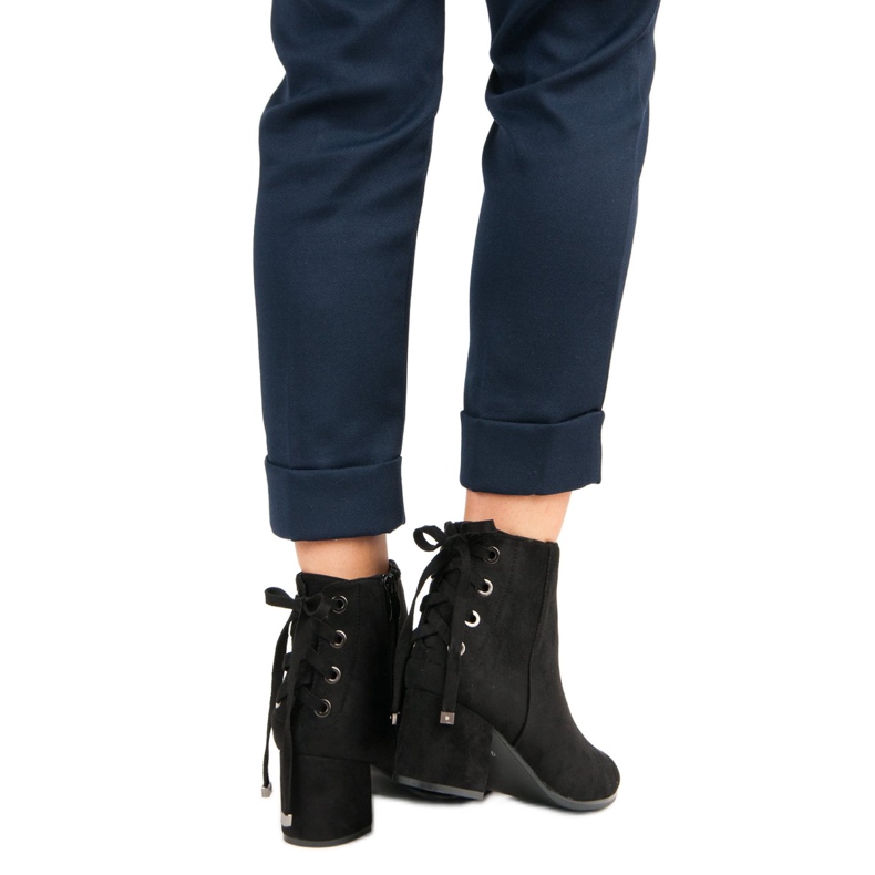 Women's boots with a binding black 1