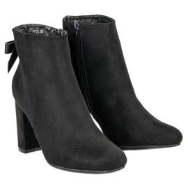 Ideal Shoes Stylish Black Boots 2 Ideal Shoes Stylish Black Boots 2