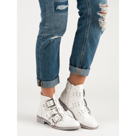 Sweet Shoes White boots 2