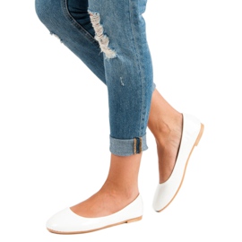 Top Shoes Lacquered ballerinas white 2 Top Shoes Lacquered ballerinas white 2