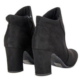 Kylie Elegant suede boots black 1