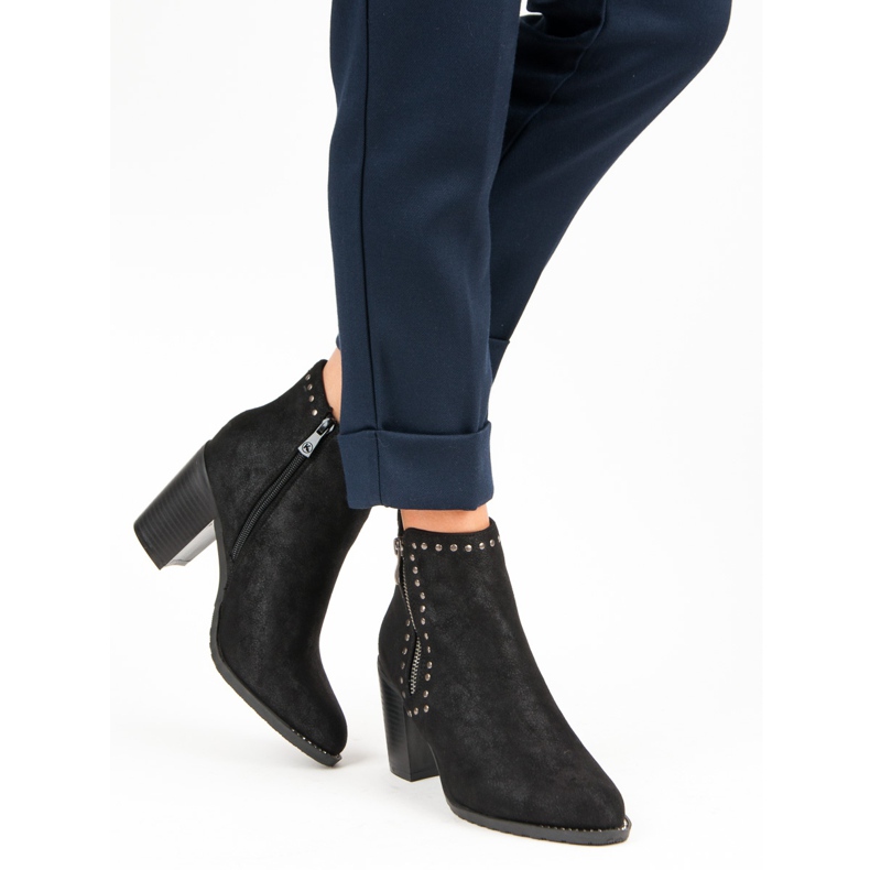 Kylie Black Booties On A Post 1