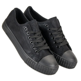 Black Sneakers 2