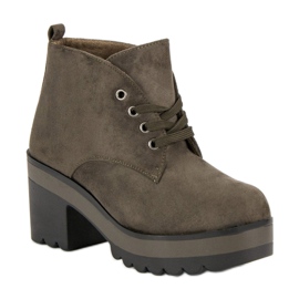 Light high-heeled boots green 1