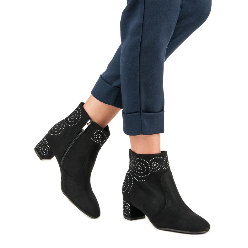 Stylish suede boots black 1