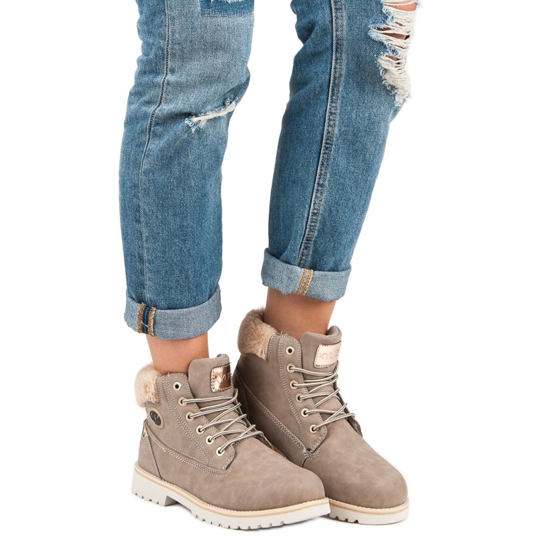 Kylie Brown Trappers 1