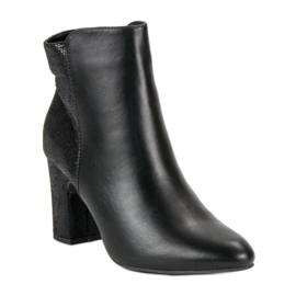 Kylie Black Booties On A Post 2