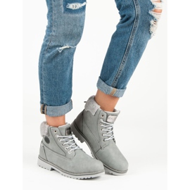 Kylie Gray Trappers grey 2