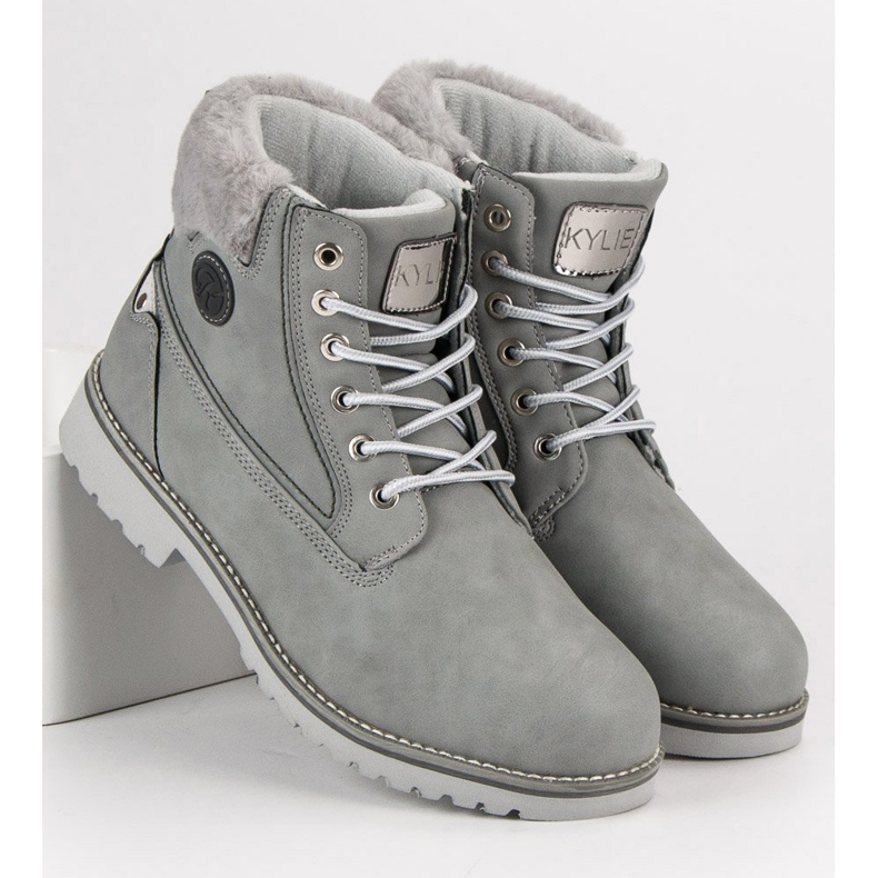 Kylie Gray Trappers grey 1