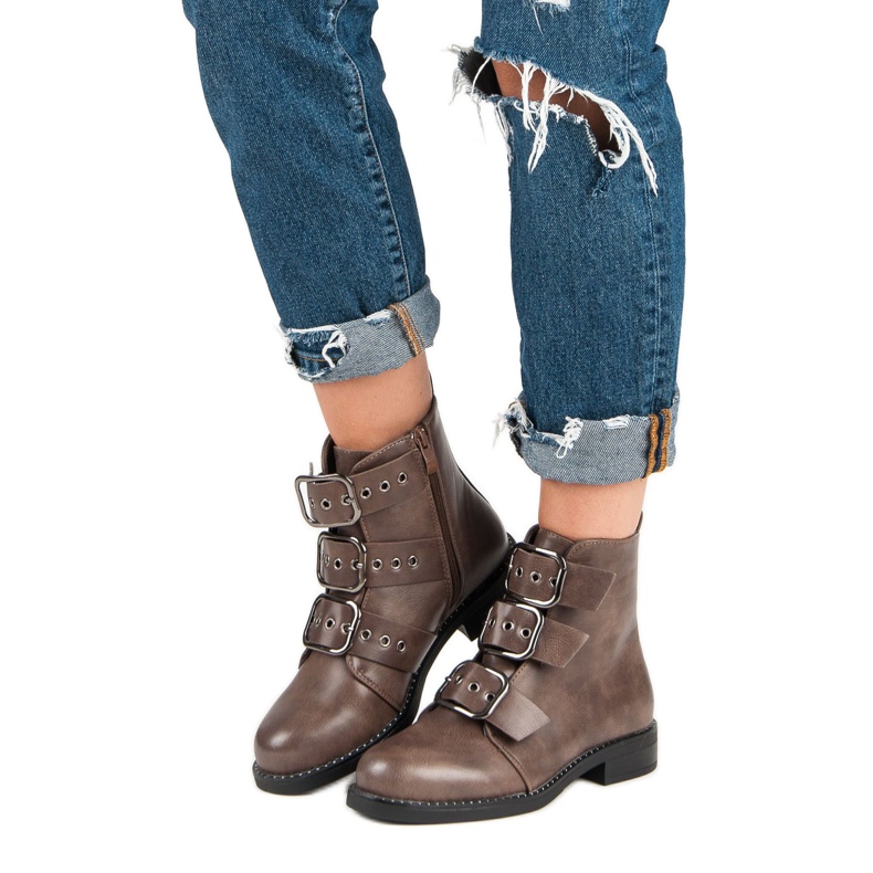 Small Swan Stylish Workers brown 1