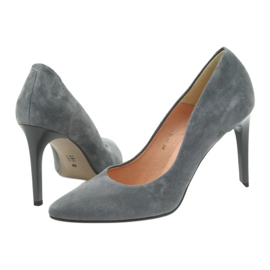 Espinto 456 pumps on a gray pin grey 4