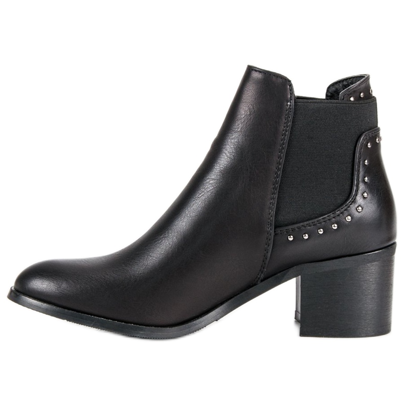 Boots On A Post black 1