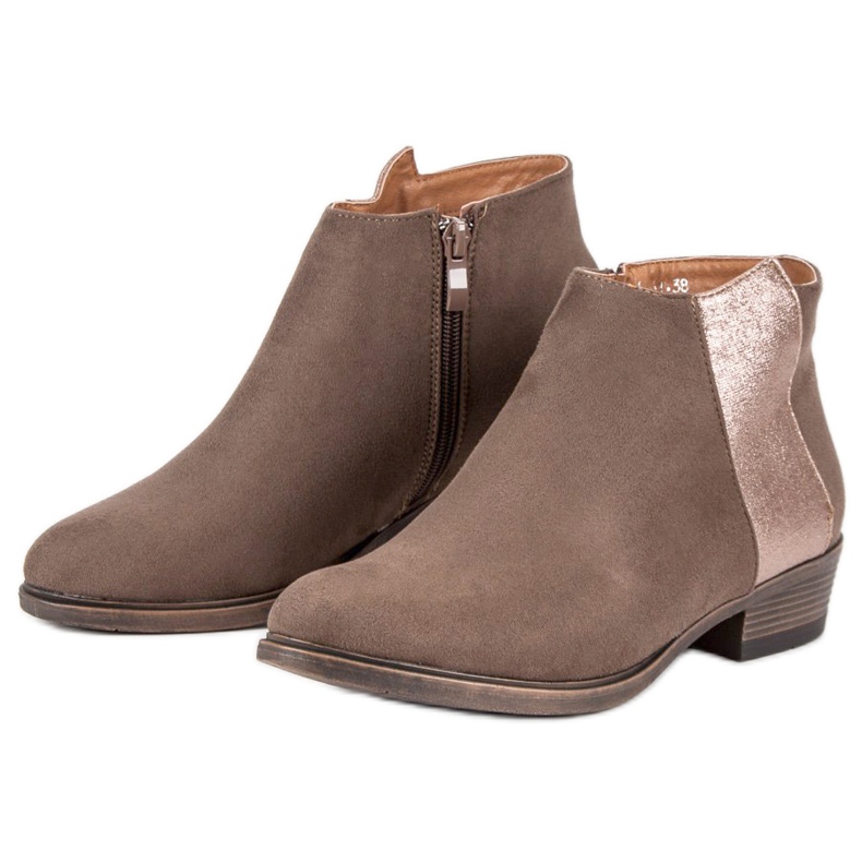 Janessa Classic beige boots 1