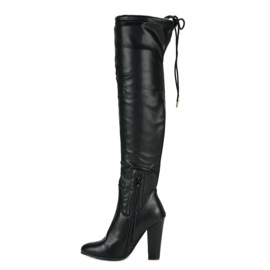 Cm Paris High Musketeers On A Post black 2