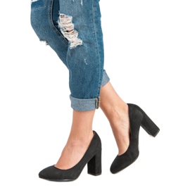 Seastar Suede pumps on the pillar black 1