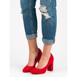 Seastar Suede pumps on the pillar red 1