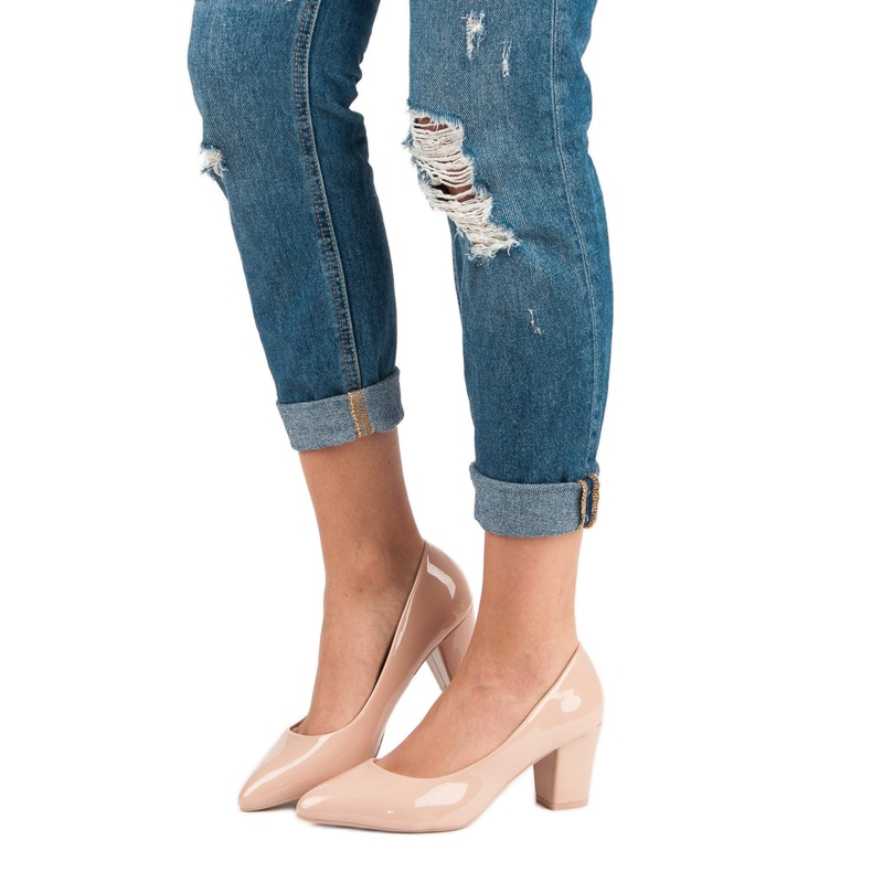 Classic lacquered pumps brown 1