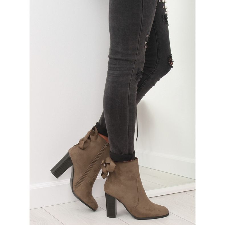 Brown high-heeled boots 1331 Khaki beige 1