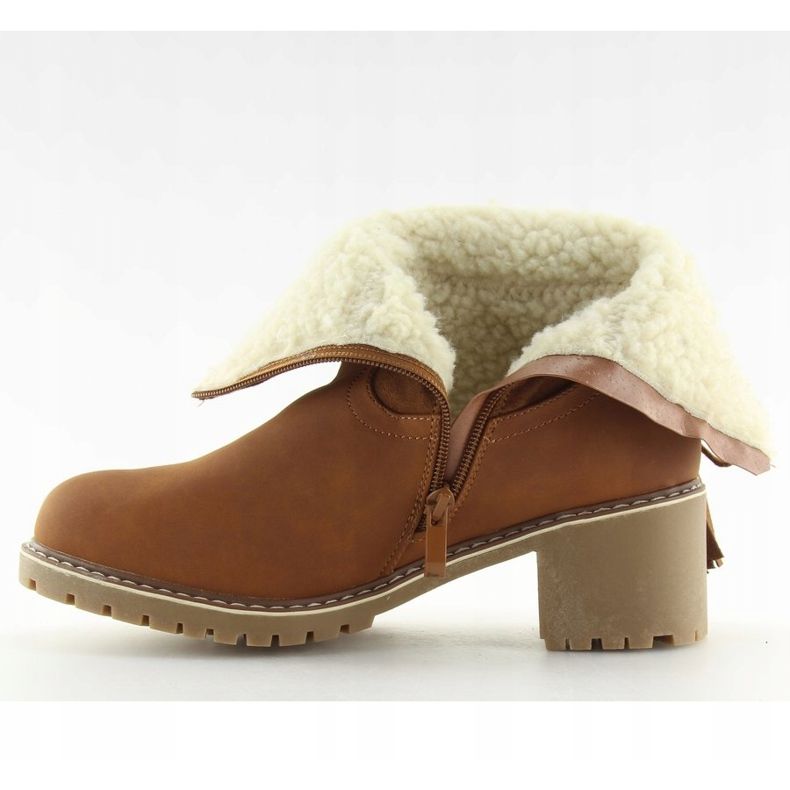 Boots insulated with lamb brown NC726 Camel 1