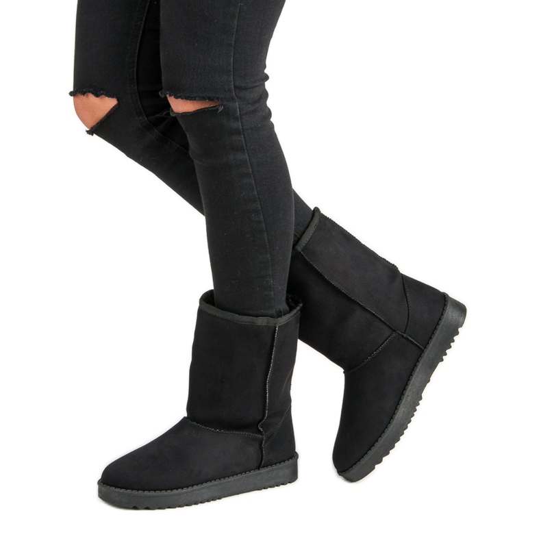 Classic mukluki black 2