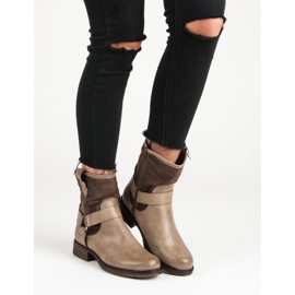 Super Mode Beige Workers 1