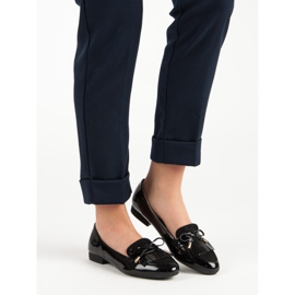 Lacquered Loafers With A Bow black 1