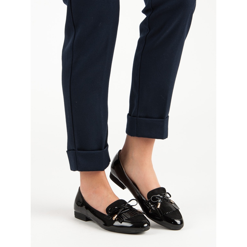 Lacquered Loafers With A Bow black 1