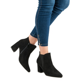 Belle Women Suede ankle boots on the post black 2