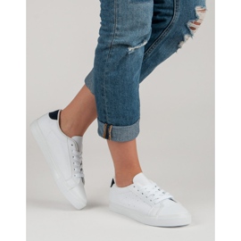 White Sport Shoes black 1 White Sport Shoes black 1