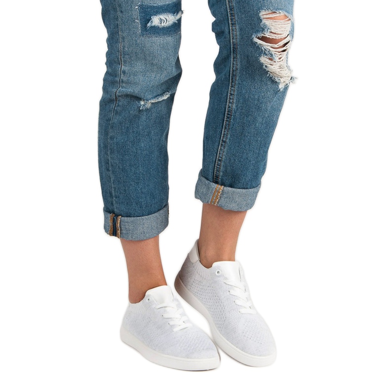 Comfortable Sports Shoes white 1