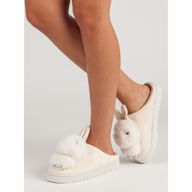 Warm slippers brown 2