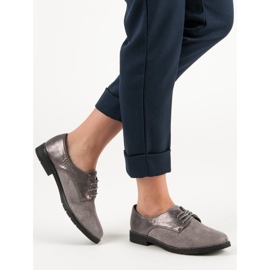 Bestelle Gray shoes yellow 2 Bestelle Gray shoes yellow 2