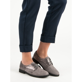 Bestelle Gray shoes yellow 1 Bestelle Gray shoes yellow 1