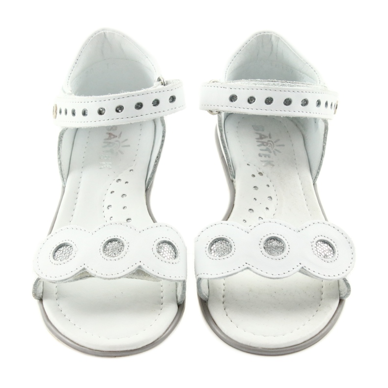 Bartek White girl leather sandals with silver wheels 3