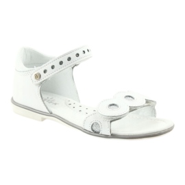 Bartek White girl leather sandals with silver wheels 1