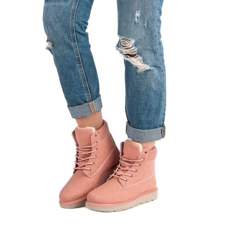 Trappers On The Platform pink 1