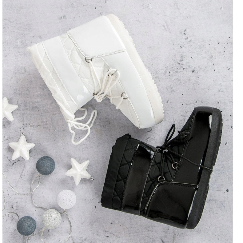 Fashionable snow boots white 2