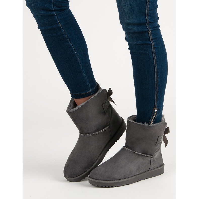 Queentina Gray Mukluki With A Bow grey 1