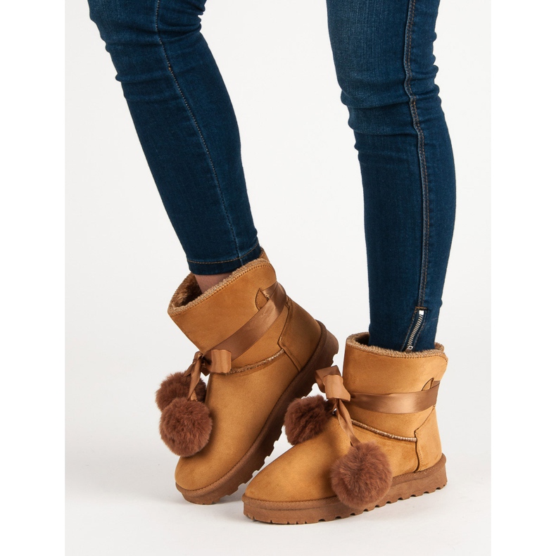 Camel Mukluki With Pompoms brown 1