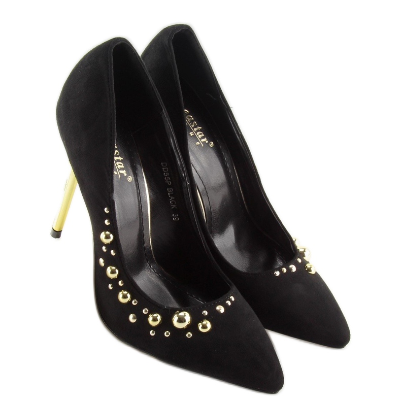 Pumps on a black DD55P Black pin 2