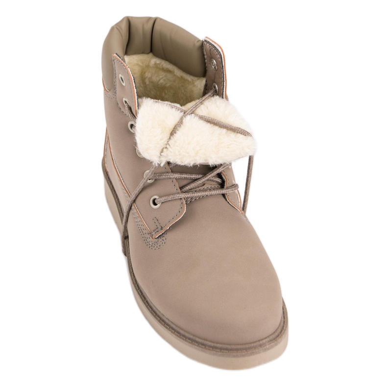 Trappers On The Platform brown 1