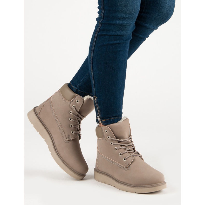 Trappers On The Platform brown 2