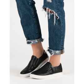 Weide Black Slipons 2