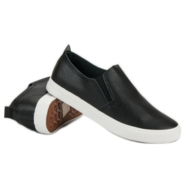 Black Sneakers 1