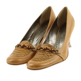 Leather pumps brown 2