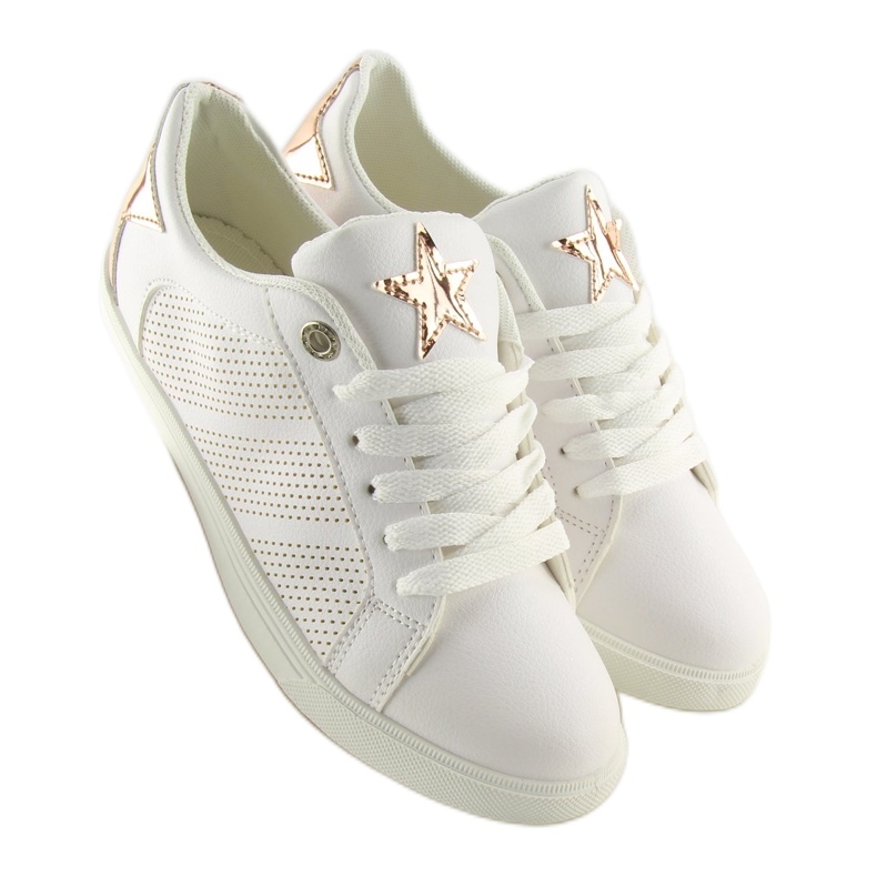 Sneakers with a white star A6213 WHITE / CHAMPAGNE 1